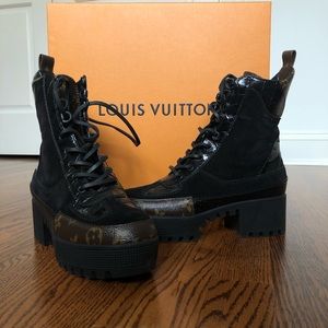 Louis Vuitton Desert Laureate Combat Boots US 6